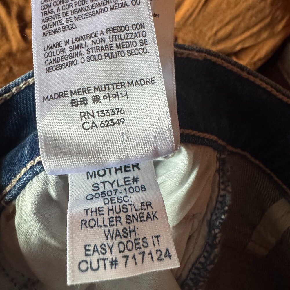 NWOT! 👖 MOTHER The Hustler Roller Sneak Jeans – Easy Does It – Size 28 - Picture 6 of 7